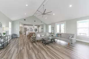 16630 Jean Lafitte Rd, Galveston, TX 77554 - Photo 14