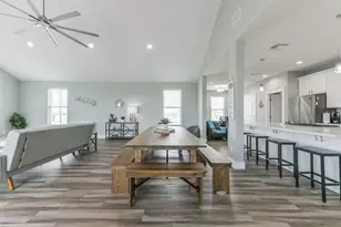 16630 Jean Lafitte Rd, Galveston, TX 77554 - Photo 26