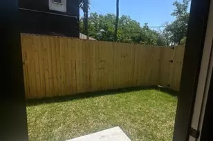 2725 Nora St, Beaumont, TX 77705 - Photo 8