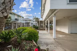 22118 Matagorda Dr, Galveston, TX 77554 - Photo 10