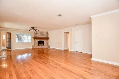 11507 Barwood Bend Drive, Houston, TX 77065 - Photo 4