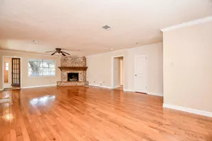 11507 Barwood Bend Dr, Houston, TX 77065 - Photo 4