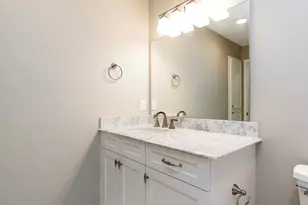 1422 Cheshire Ln, Houston, TX 77018 - Photo 30