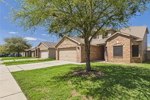 911 Marigold Rd, Baytown, TX 77521 - Photo 2