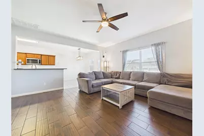 911 Marigold Road, Baytown, TX 77521 - Photo 12