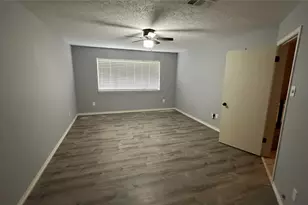 8607 Knoll Forest Dr, Humble, TX 77338 - Photo 14