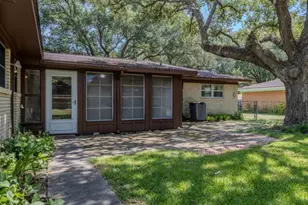 1700 Mustang Ave, Bay City, TX 77414 - Photo 36
