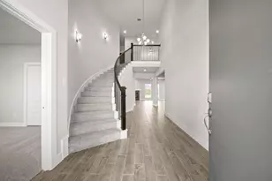 617 Ember Ridge Ct, Waller, TX 77484 - Photo 2