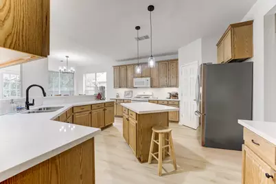 515 Deer Hollow Drive, Sugar Land, TX 77479 - Photo 16