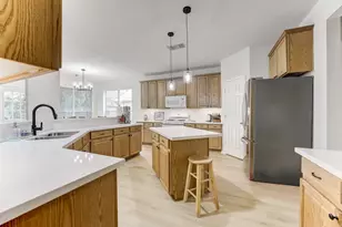 515 Deer Hollow Dr, Sugar Land, TX 77479 - Photo 16