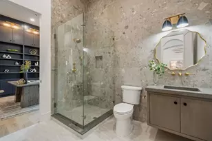 2538 Addison Rd, Houston, TX 77030 - Photo 8