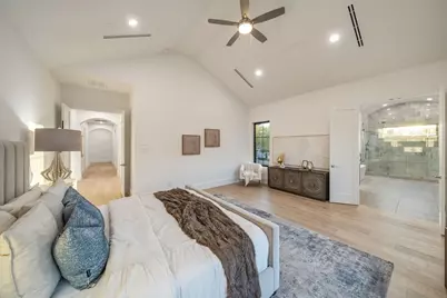 2538 Addison Road, Houston, TX 77030 - Photo 28