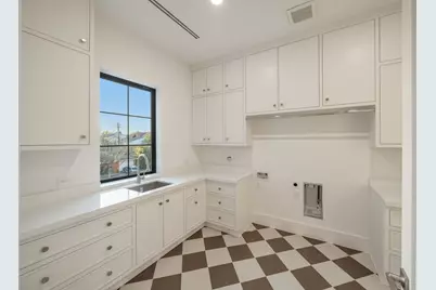 2538 Addison Road, Houston, TX 77030 - Photo 42