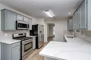 16218 Hilton Head Ln, Cypress, TX 77429 - Photo 8