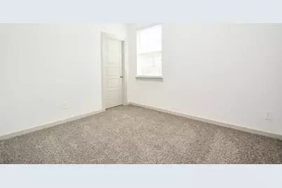 2818 Bethnal Garden Way, Houston, TX 77047 - Photo 22