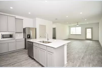 2818 Bethnal Garden Way, Houston, TX 77047 - Photo 12