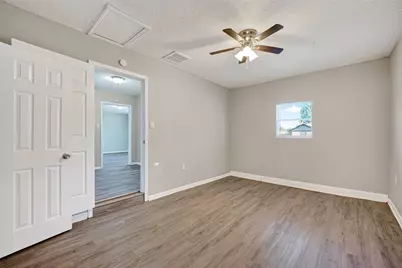 4909 Holloway Drive, Houston, TX 77048 - Photo 36