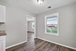 4909 Holloway Dr, Houston, TX 77048 - Photo 8
