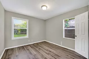 4909 Holloway Dr, Houston, TX 77048 - Photo 24