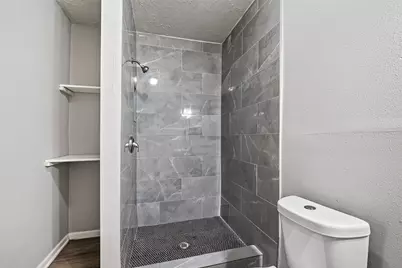 4909 Holloway Drive, Houston, TX 77048 - Photo 40