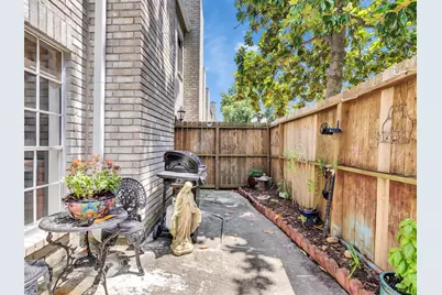 17645 Red Oak Drive #7645, Houston, TX 77090 - Photo 22