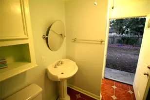 15614 Barbarossa Dr, Houston, TX 77083 - Photo 40