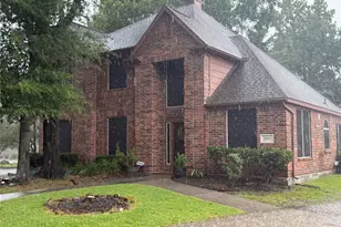 2010 Trail Water Ct, Houston, TX 77339 - Photo 1