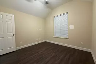 2010 Trail Water Ct, Houston, TX 77339 - Photo 14