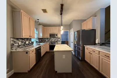 2010 Trail Water Court, Houston, TX 77339 - Photo 4