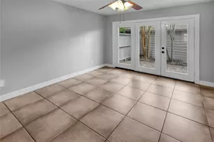 1089 Country Pl Dr, Houston, TX 77079 - Photo 10