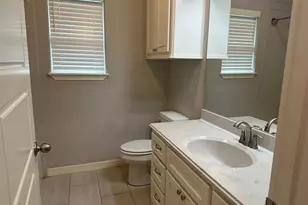 107 Freedom Dr, Clute, TX 77531 - Photo 10
