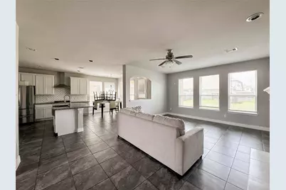 4618 Prairie Springs Lane, Rosharon, TX 77583 - Photo 10