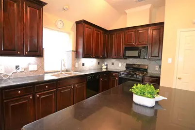 1514 Coyote Hills Lane, Richmond, TX 77469 - Photo 8