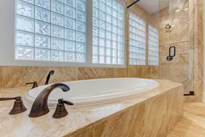 5410 Valerie St, Bellaire, TX 77401 - Photo 14