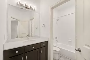 3413 Omega St, Houston, TX 77022 - Photo 18