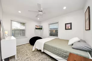 411 Venice St, Sugar Land, TX 77478 - Photo 24