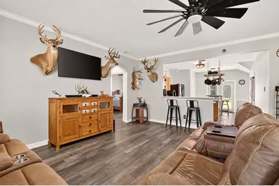 4933 1/2 Powers Ln, Alvin, TX 77511 - Photo 8