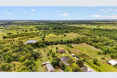 4933 1/2 Powers Ln, Alvin, TX 77511 - Photo 38