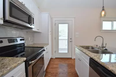 119 E 26th #A, Houston, TX 77008 - Photo 6