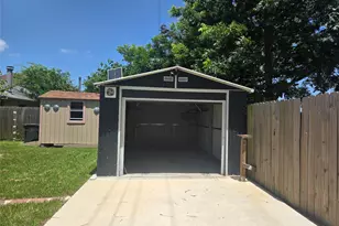 3818 Ridge Canyon Rd, Baytown, TX 77521 - Photo 24