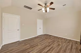 8314 Columbia Forest Dr, Houston, TX 77095 - Photo 18