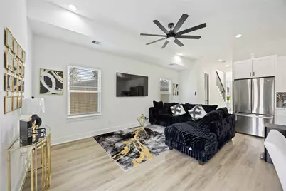 964 Lucky Street #B, Houston, TX 77088 - Photo 6