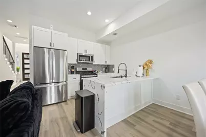 964 Lucky Street #B, Houston, TX 77088 - Photo 12