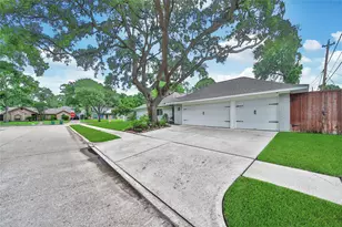 963 Thornton Rd, Houston, TX 77018 - Photo 24