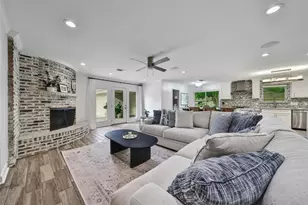963 Thornton Rd, Houston, TX 77018 - Photo 14