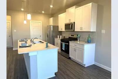 3113 Moontide Lane, Houston, TX 77063 - Photo 6