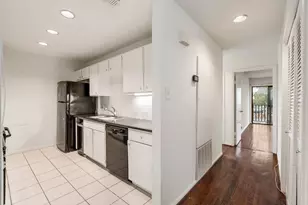 2829 Timmons Ln, Houston, TX 77027 - Photo 8