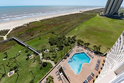 1401 E Beach Drive #1207, Galveston, TX 77550 - Photo 4