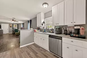 8023 Fountain St, Houston, TX 77051 - Photo 16