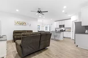 610 Lost Crk Dr, Baytown, TX 77523 - Photo 20